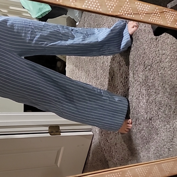 STUNNING BLUE AND WHITE pinstriped WIDE LEG PANTS - Picture 11 of 11